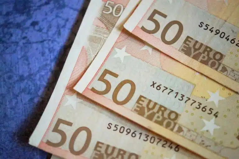 «Επιταγή ακρίβειας 200 ευρώ»: Δικαιούχοι 2024
