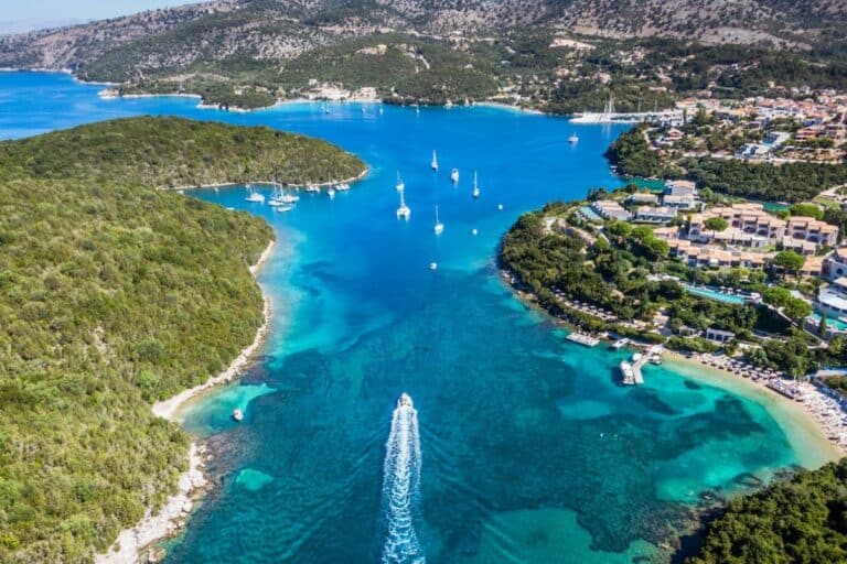 tourismos gia olous 2024 klirwsi apotelesmata