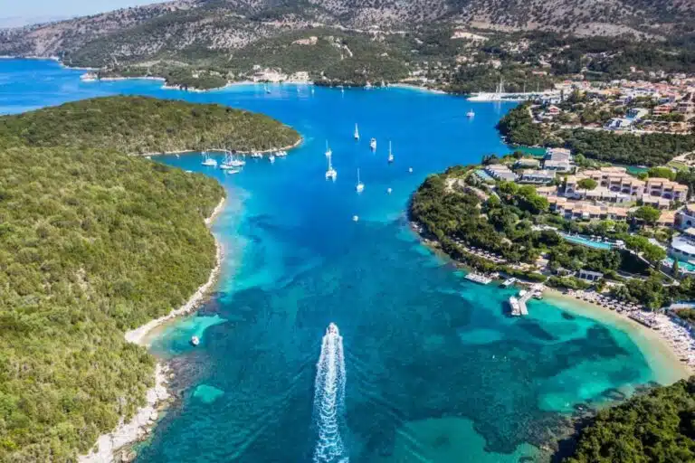 tourismos gia olous 2024 klirwsi apotelesmata