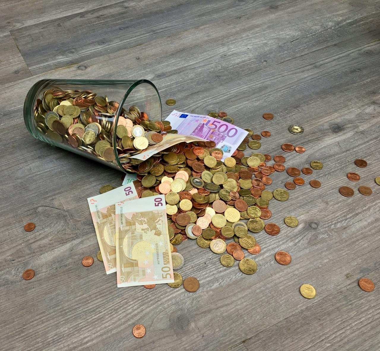 Εποχικό επίδομα 2025: Δες αν είσαι δικαιούχος για 1.300 ευρώ